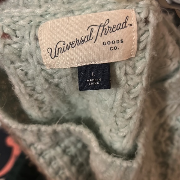 Universal thread knitted multi-color sweater - Picture 3 of 3